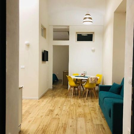 Suites Elifani Marina Трани Экстерьер фото